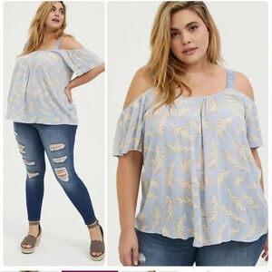 Torrid Light Blue Feather Crinkle Gauze Cold Shoulder Blouse Top Plus Size 2X